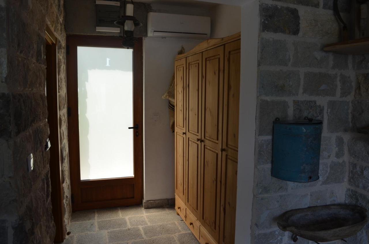 Markovic Winery And Estate Apartments Cetinje Exteriör bild